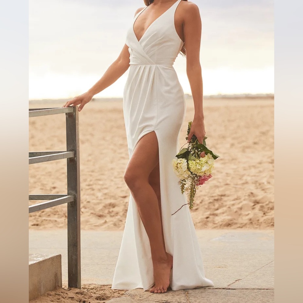 Loving the moment white lace-up maxi dress *BNWT*